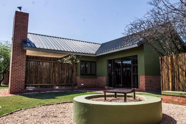 Chameleon Bush Lodge Hammanskraal Dış mekan fotoğraf