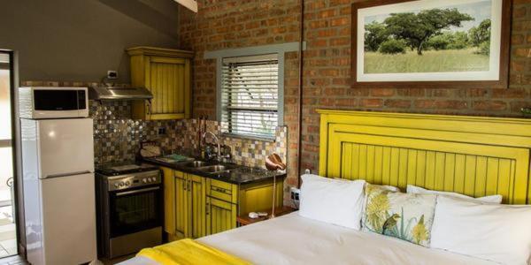 Chameleon Bush Lodge Hammanskraal Dış mekan fotoğraf